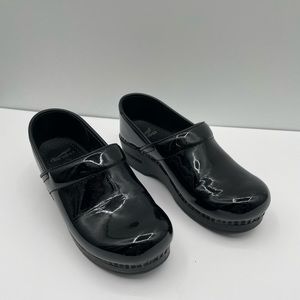 Dansko patent leather clog